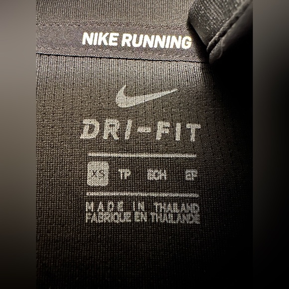 Nike Dri-Fit Sweatshirt - Picture 3 of 3